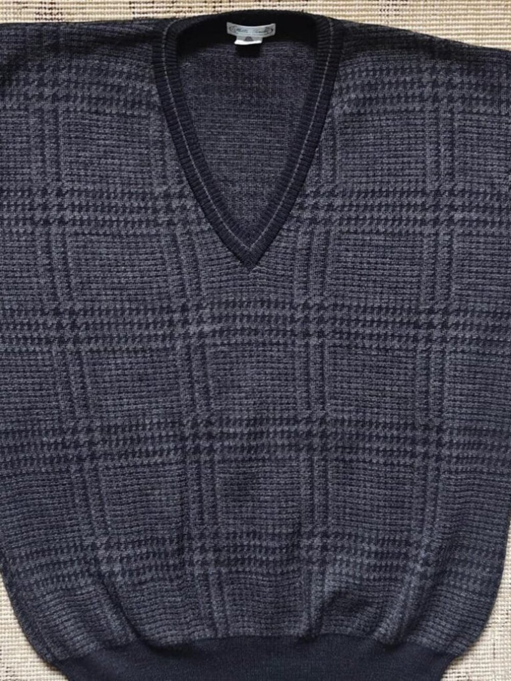 Milly Mills-Touché Men's 2-Tone Grey 100% Wool Sweater - Size XL